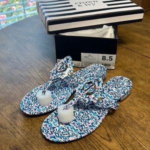 crown & ivy Wylie Sandals 8.5